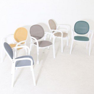 Louis outdoor chair