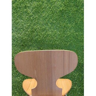 Set of 4 ANT chairs - Outlet