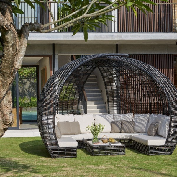 Sparta outdoor sofa