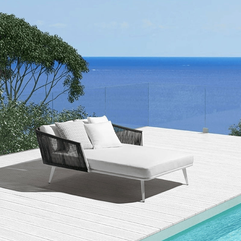 Saint Tropez Outdoor Bed