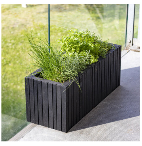 GrowWide planter - Squarely 