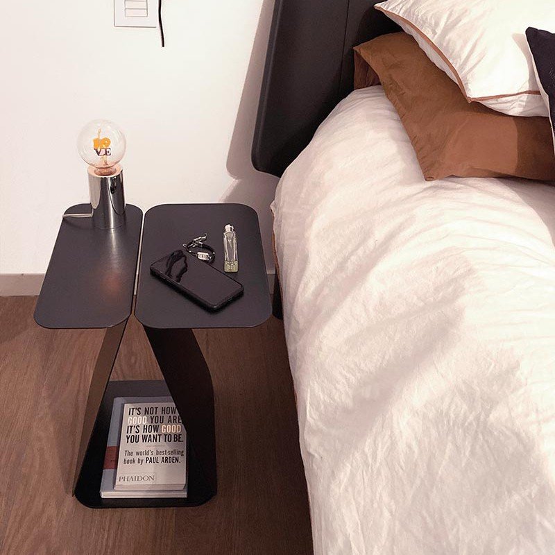 YOUMY steel side table - Mlle JO