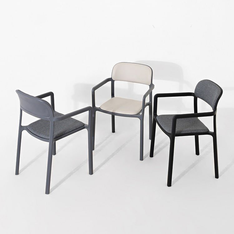 Artena chair