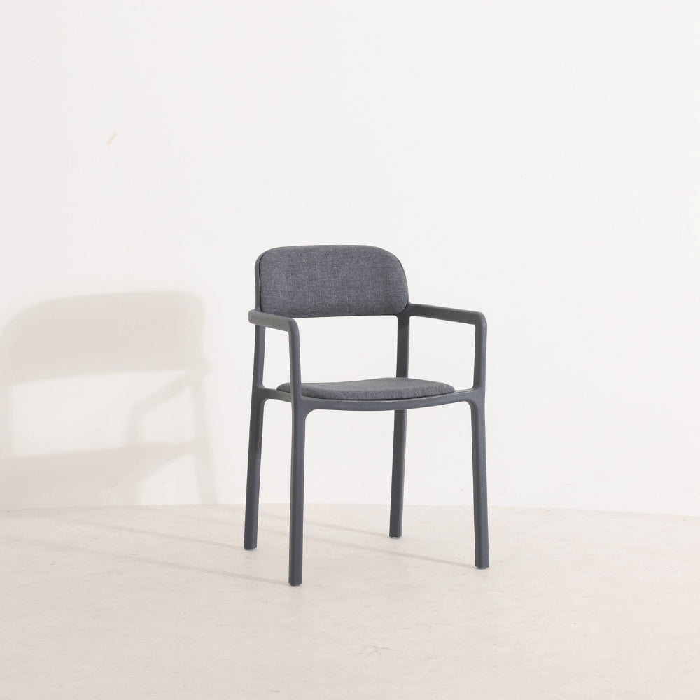 Artena chair