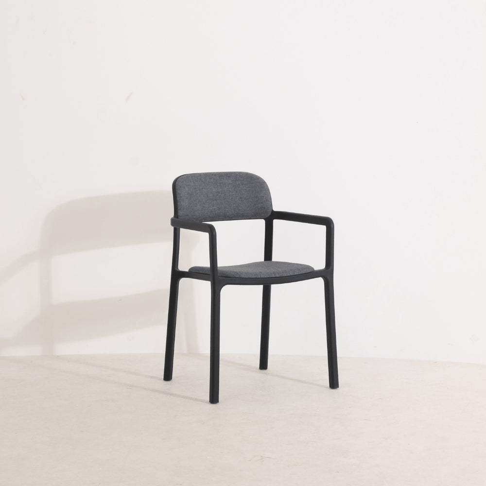 Artena chair