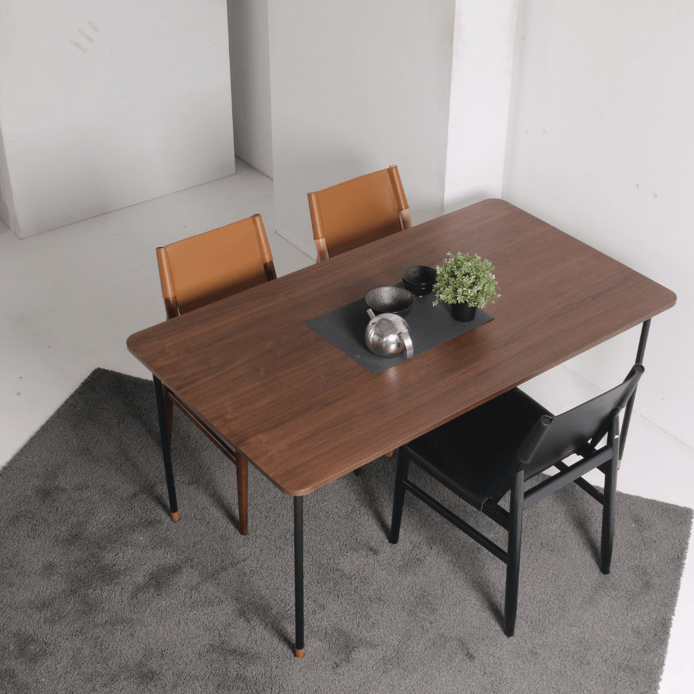 Harmonia Wood and leather chair