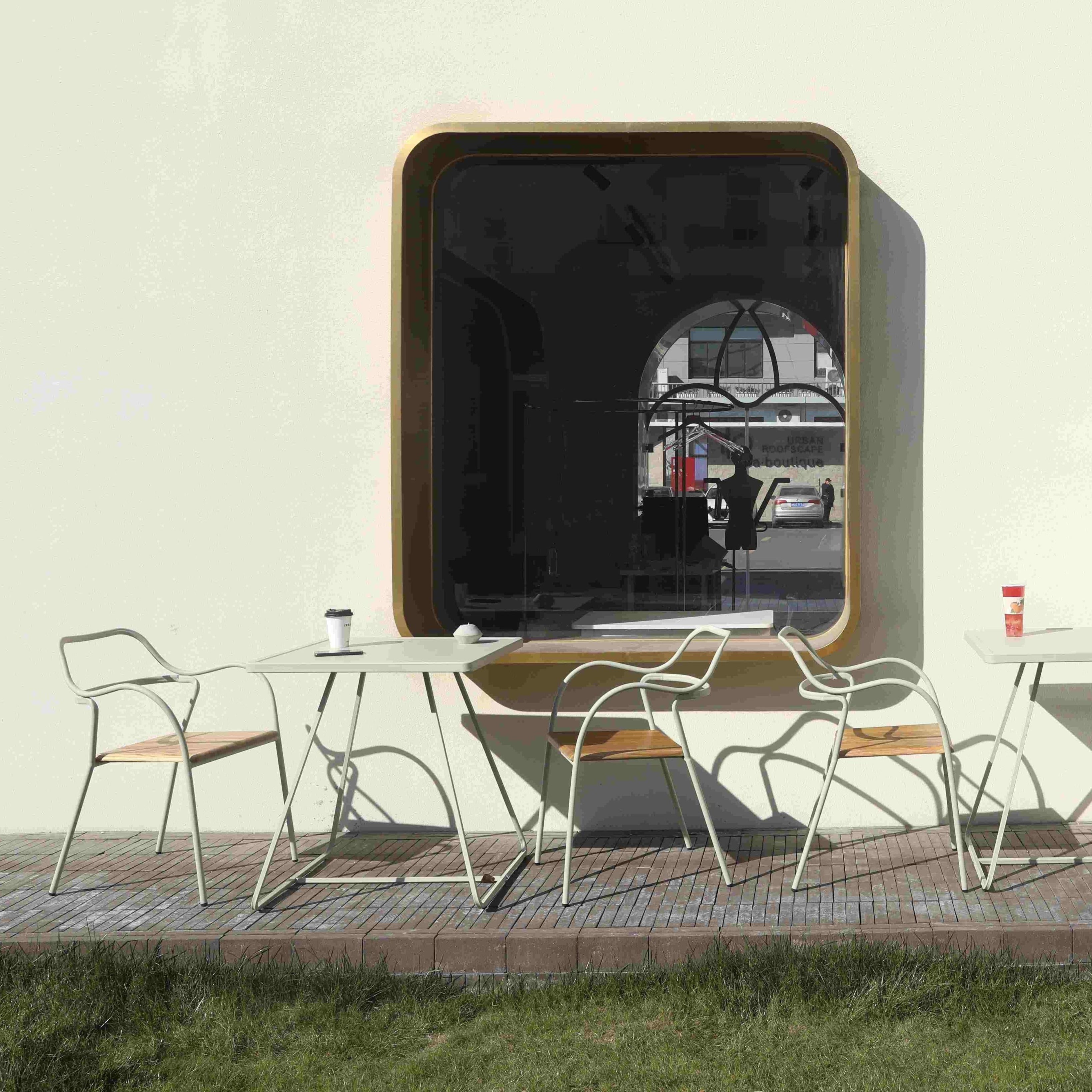 RESTO metal and wood bar chair