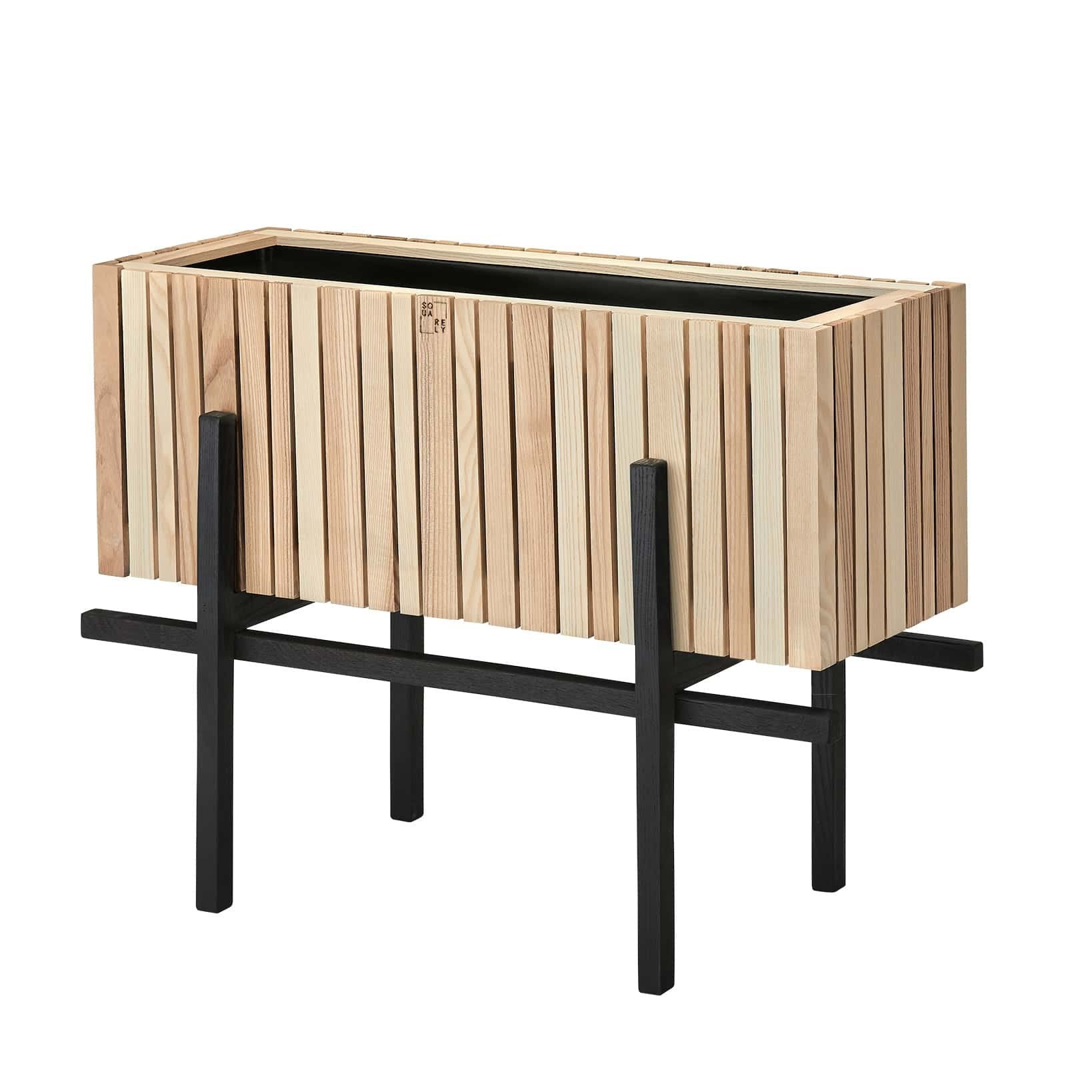 GrowWide planter on legs - Squarely 