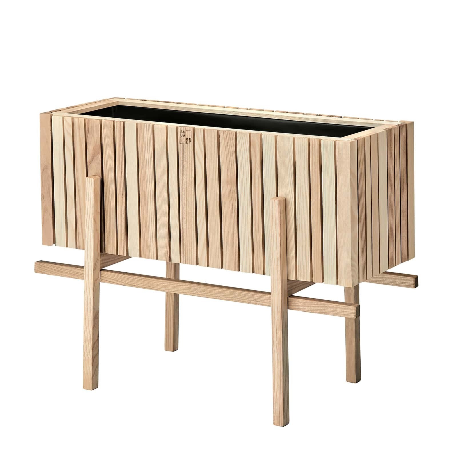 GrowWide planter on legs - Squarely 