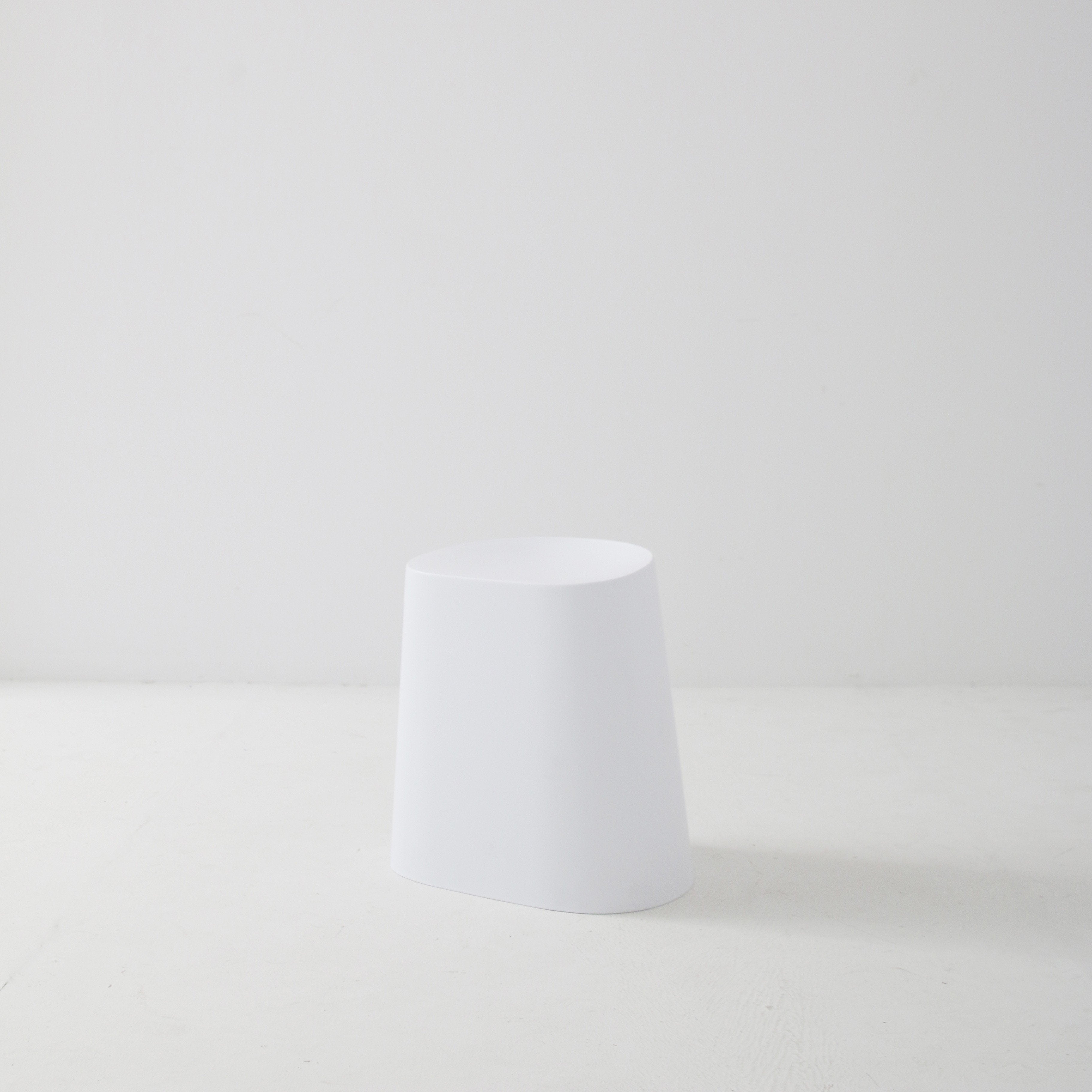 Kalmar stackable pouf