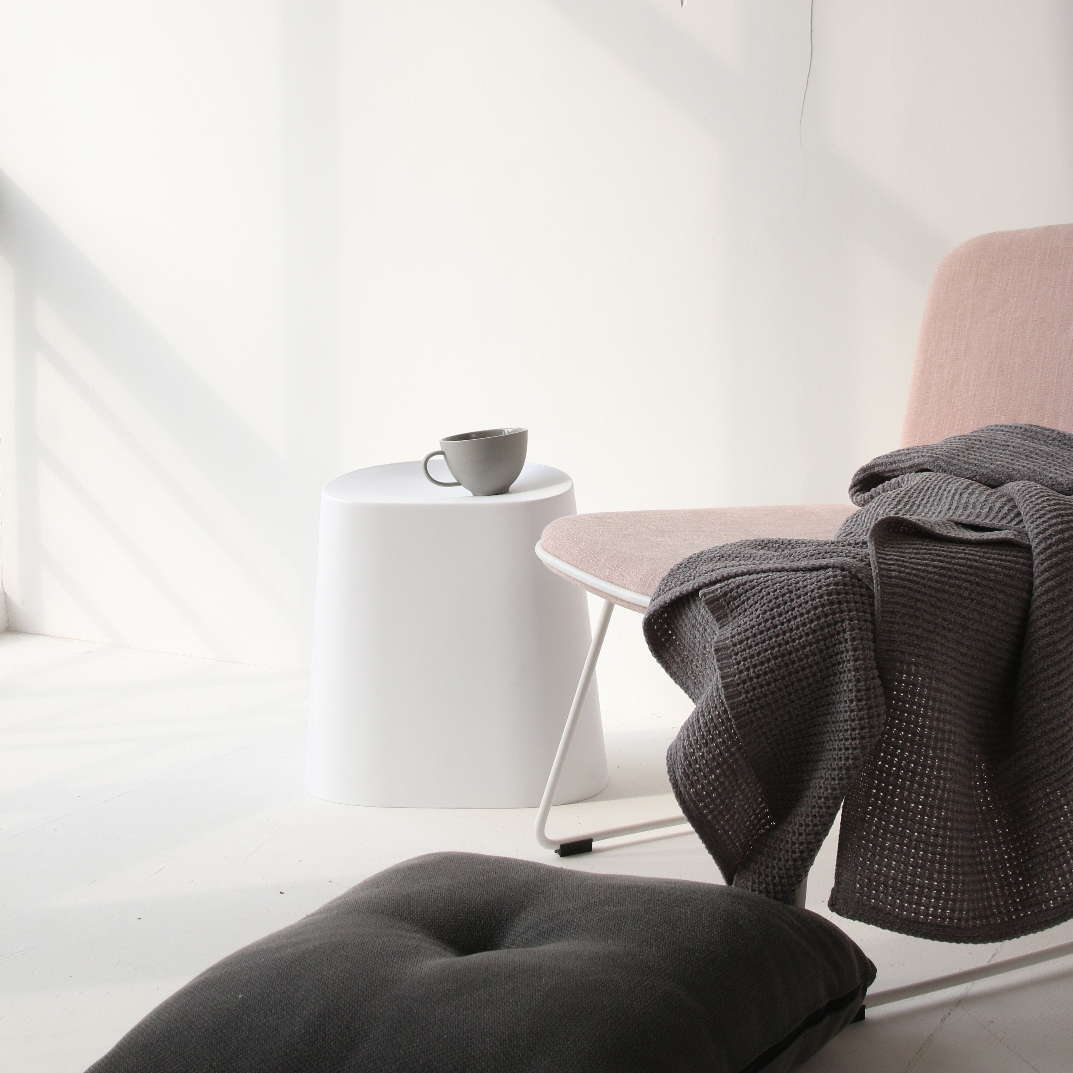 Kalmar stackable pouf