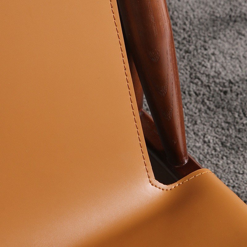 Harmonia Wood and leather chair