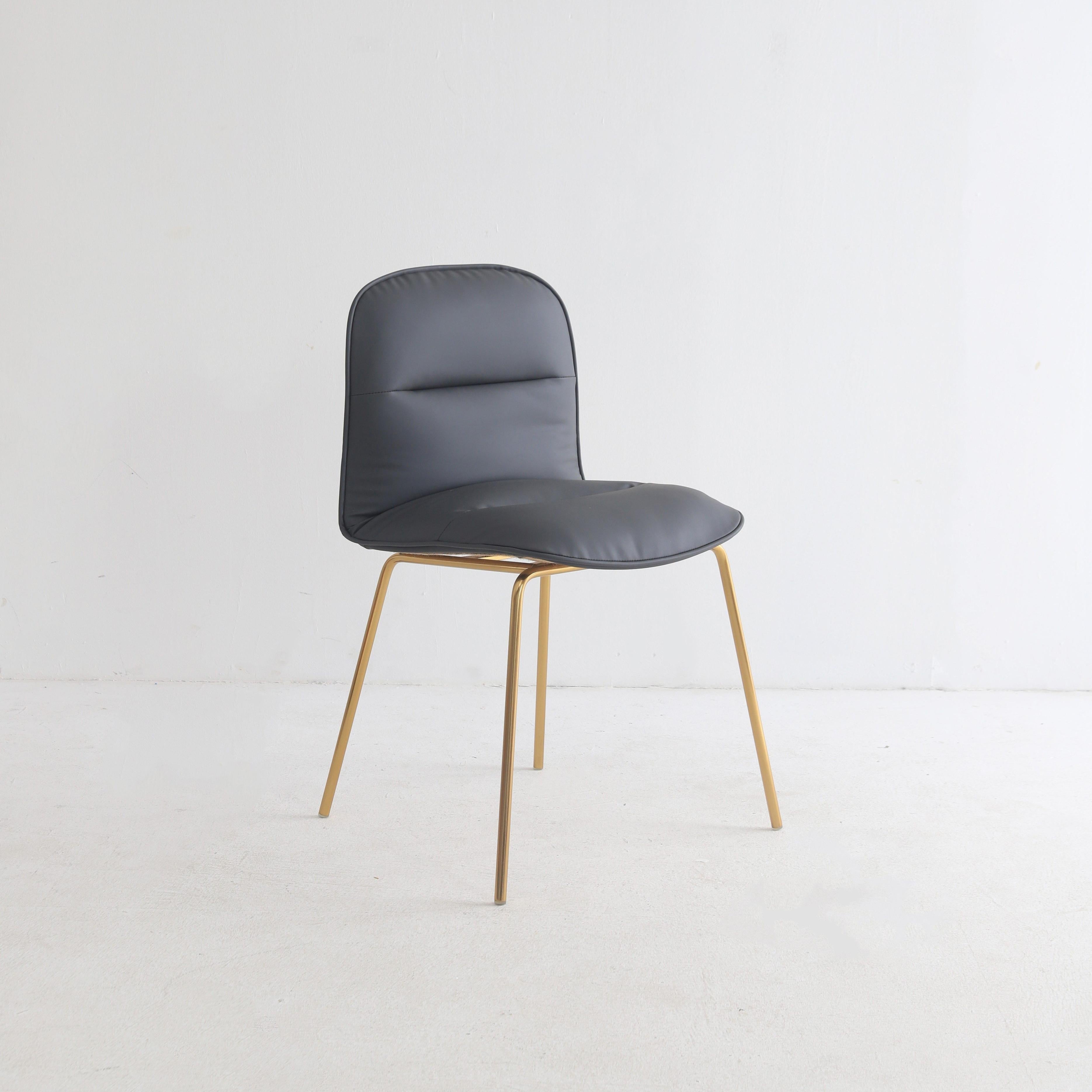 Valdena chair 