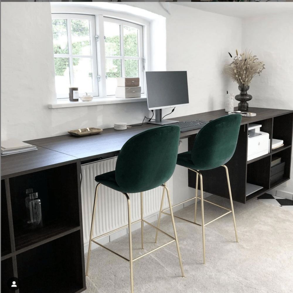 Bella bar stool in Velvet 