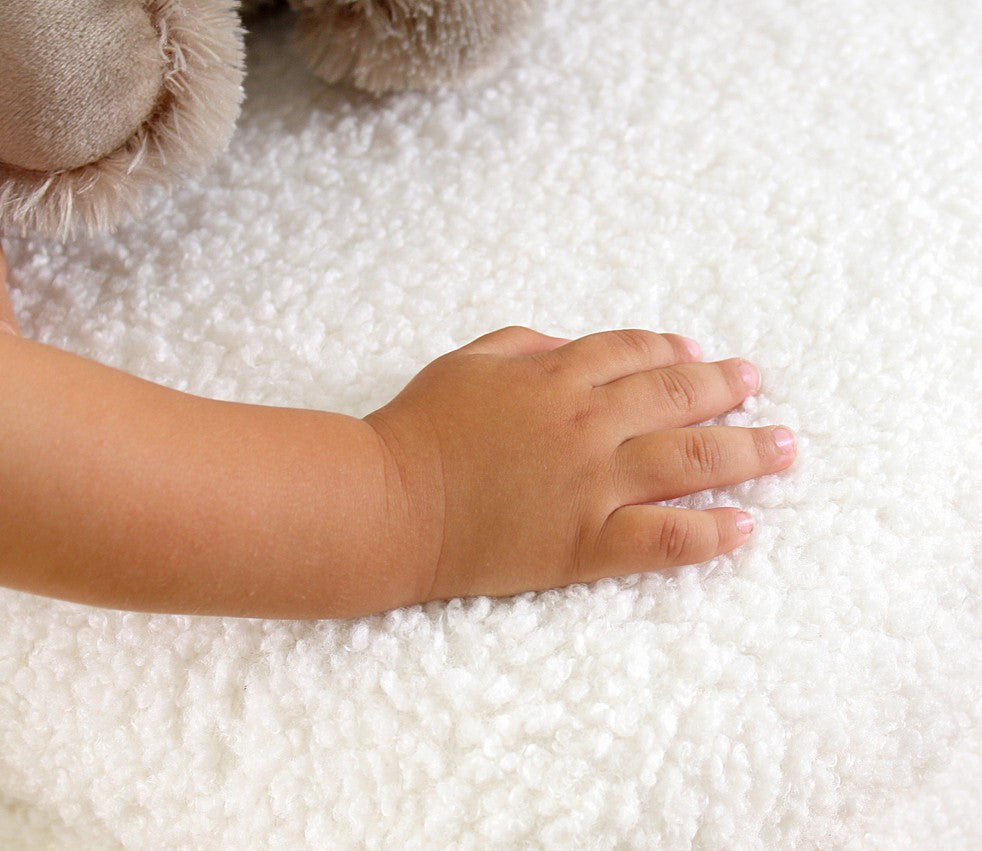 Moouv 3330  | White Pouffe – Modern Upholstered Ottoman