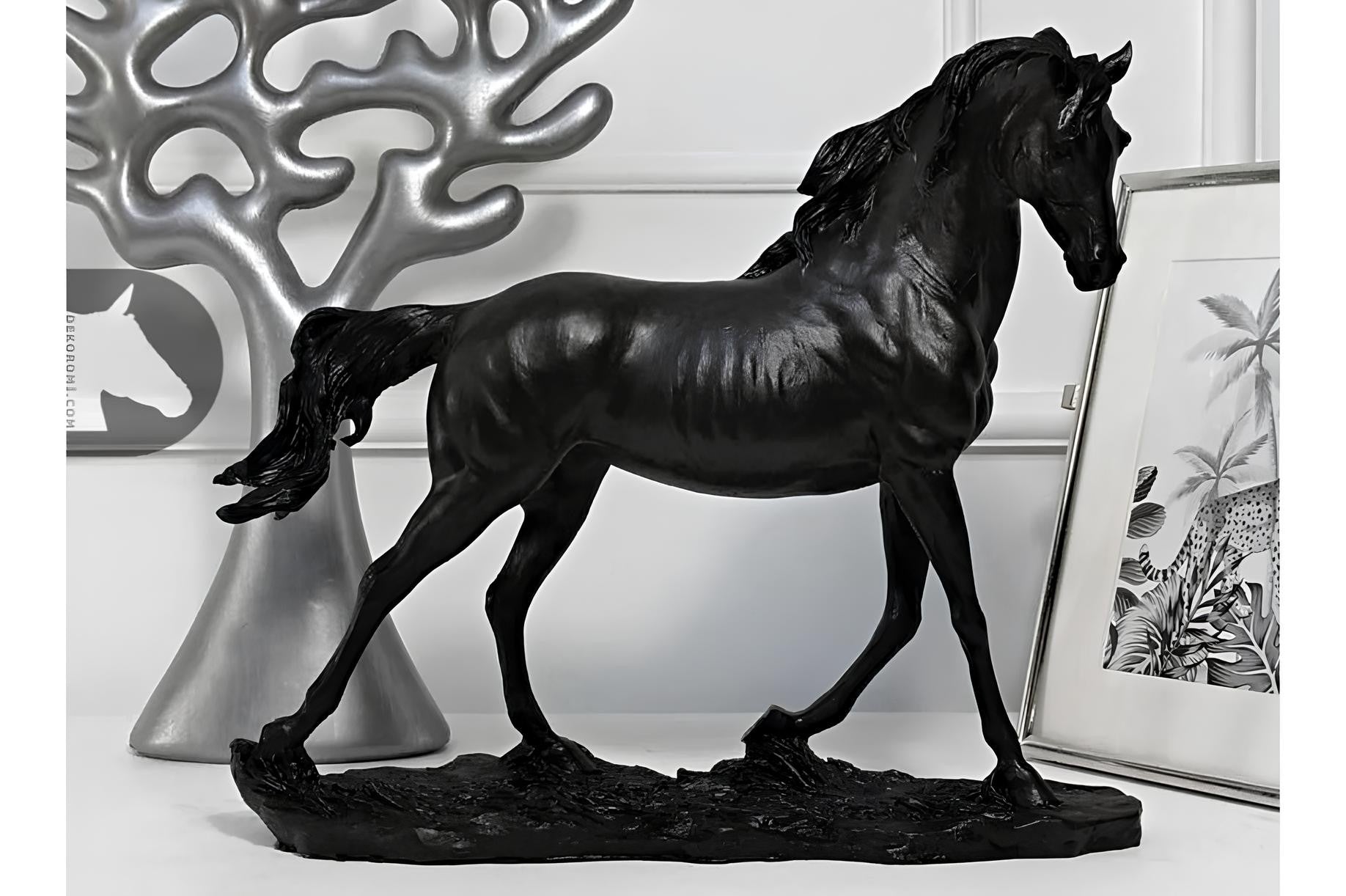 Decorative Object POLYESTER | 325CRN1163