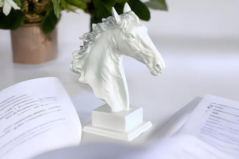 Objet décoratif en résine blanc – 36 cm
