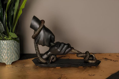 Objet décoratif en résine noir – 26 cm