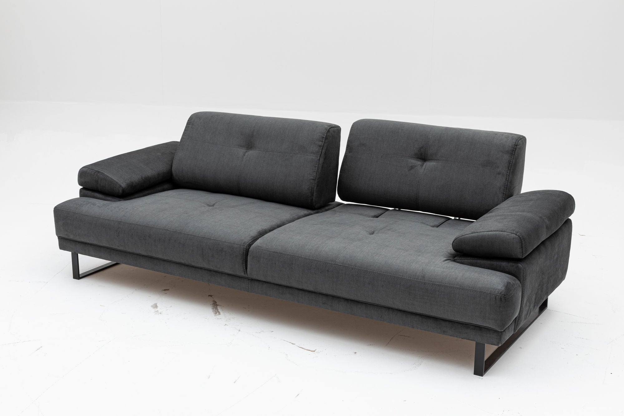 Mustang - Anthracite 3-Seater Sofa - Anthracite