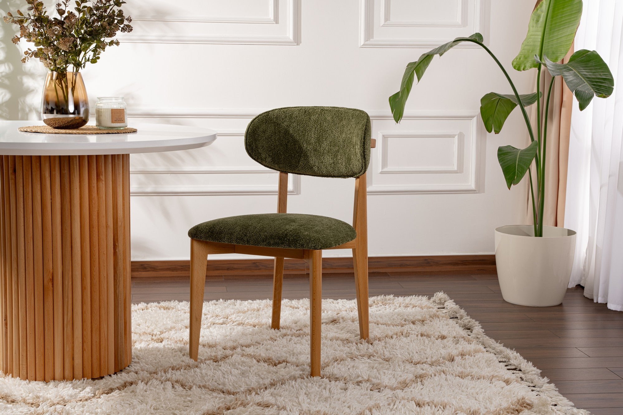 Lot de 2 chaises de salle à manger Lionte en vert et chêne clair