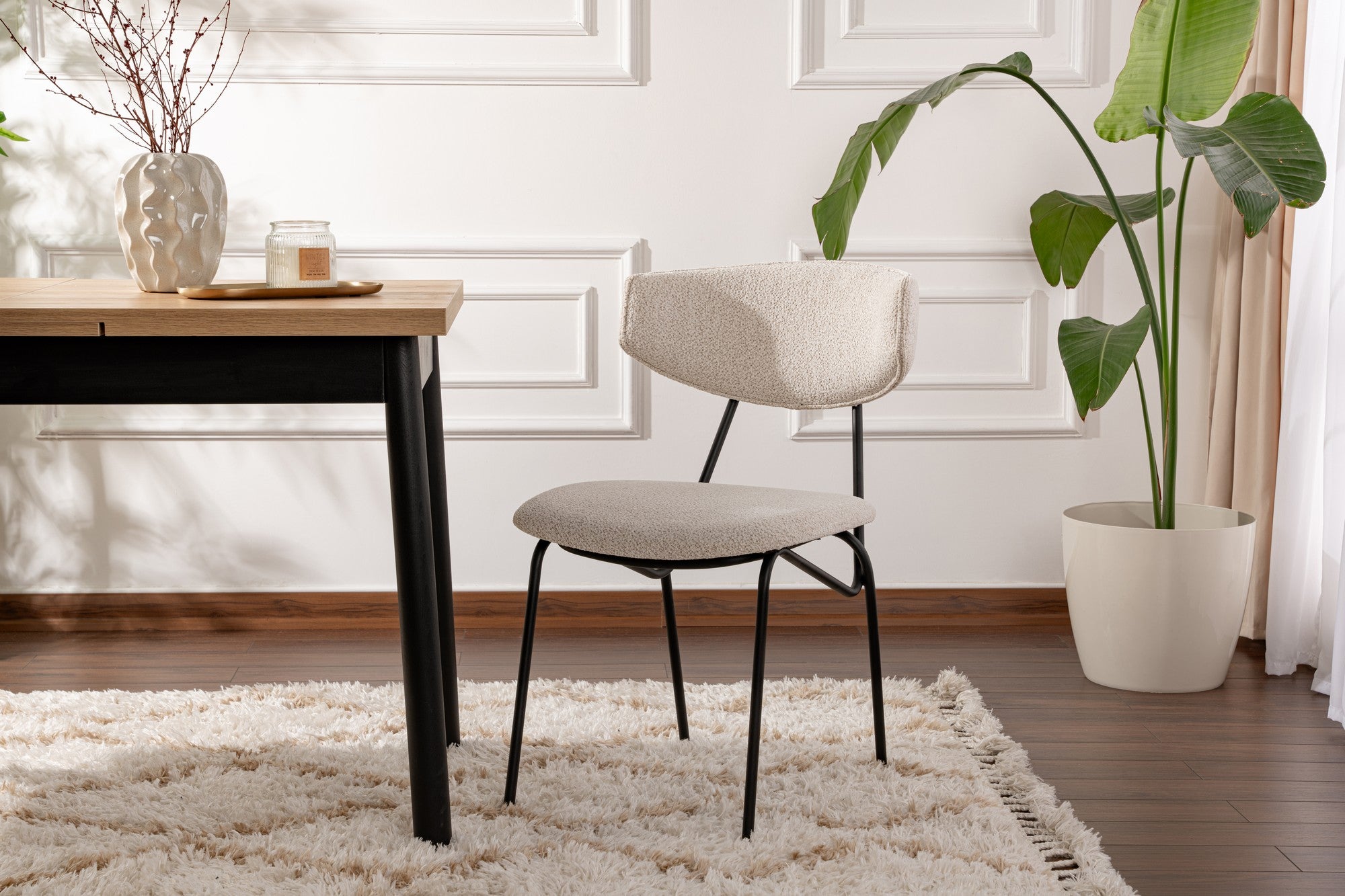 Set of 2 Nancy Metal Dining Chairs in White and Black