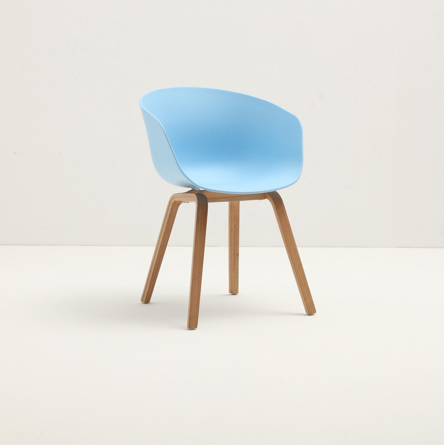 Alpha chair 