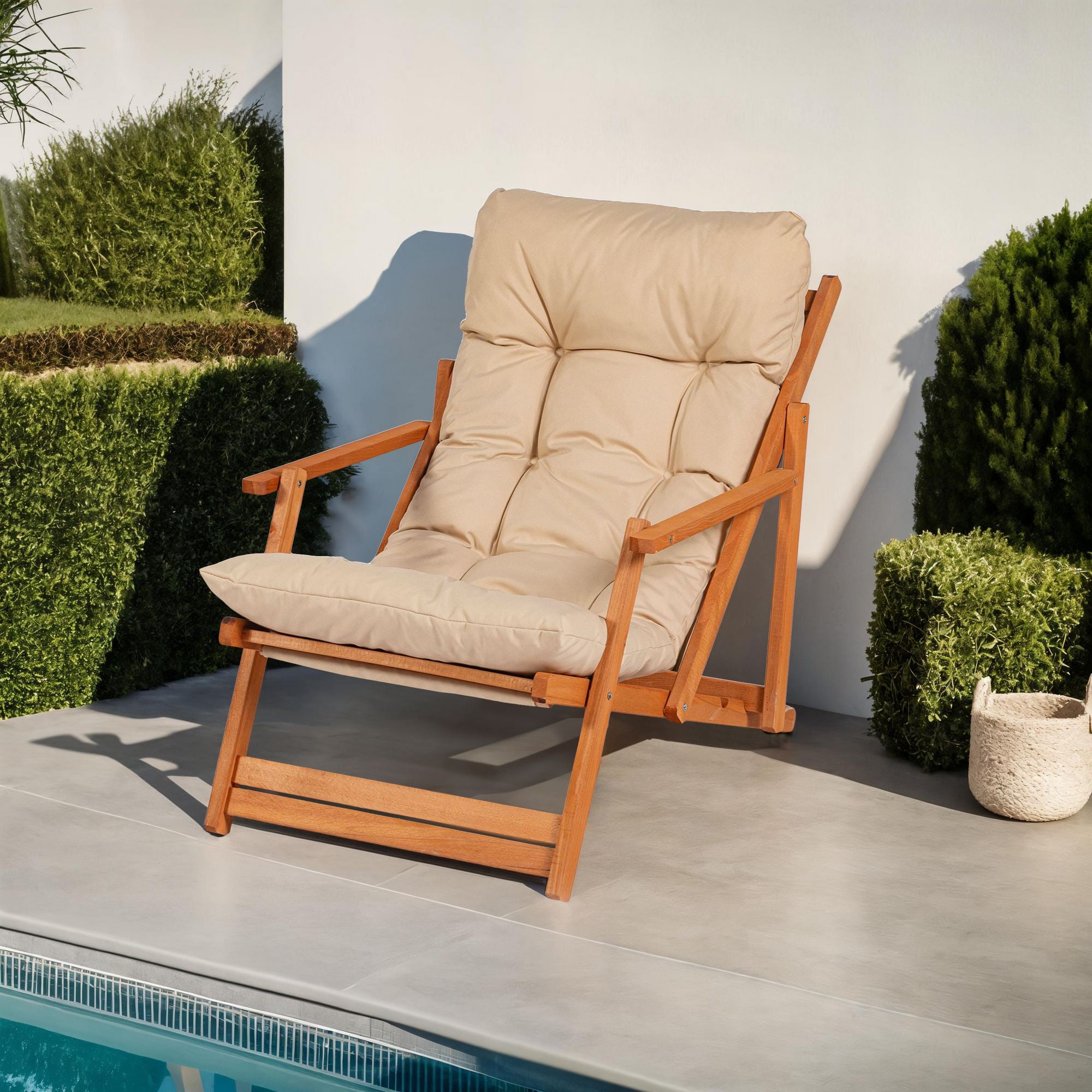 My008 Beech Wood Garden Chair in Brown and Cream