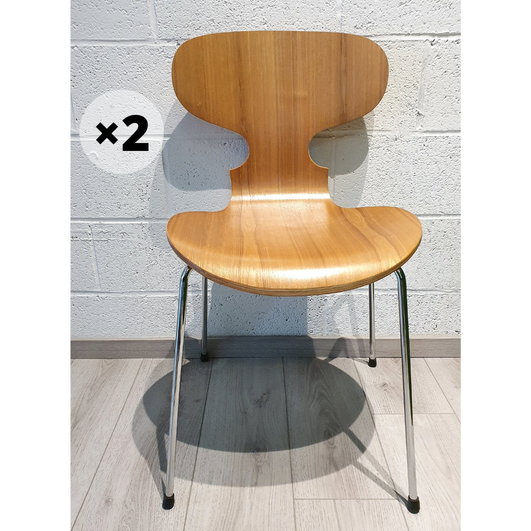 Set of 2 ANT chairs - Outlet