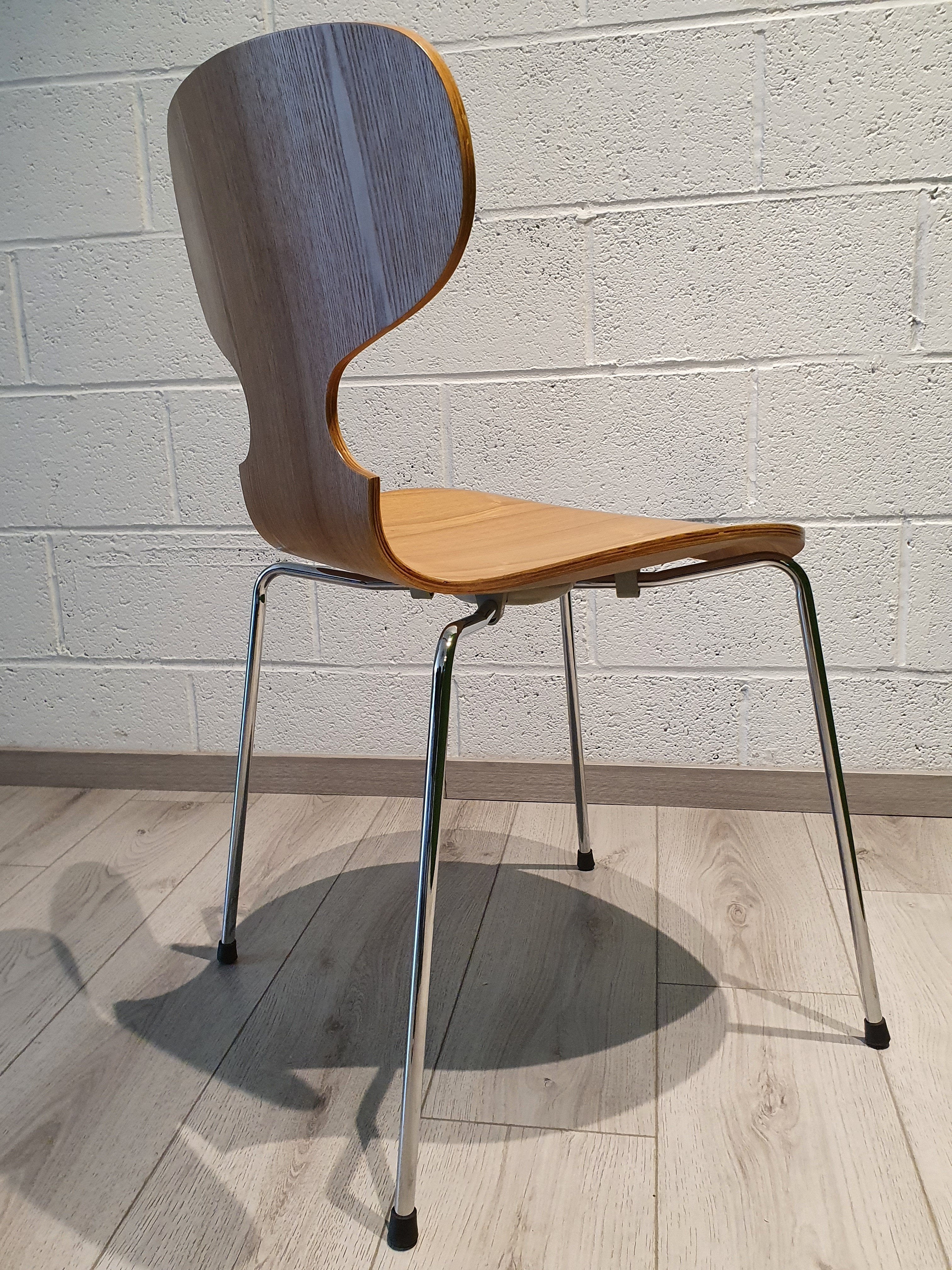 Set of 2 ANT chairs - Outlet