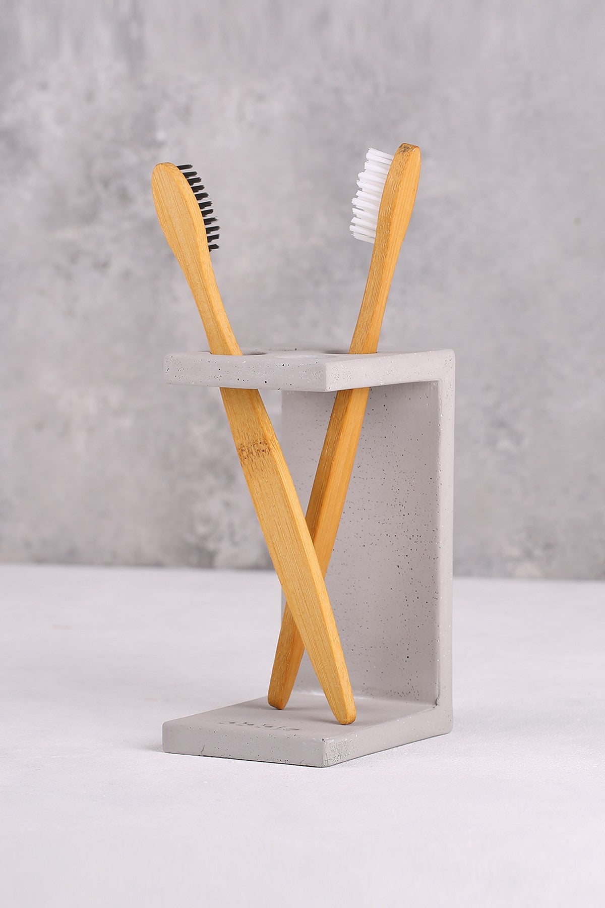 Toothbrush Holder CONCRETE | 665CST1123