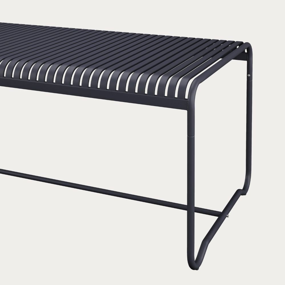 BLACK Modern 180cm metal garden table Banco