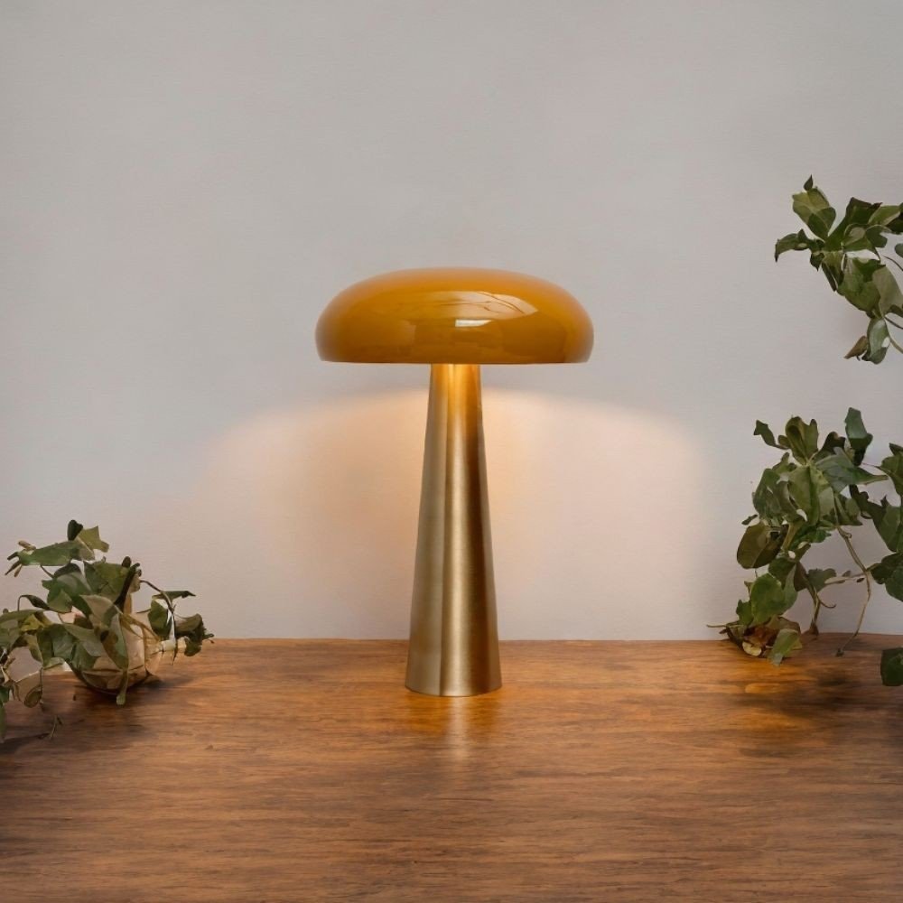 Retro metal bedside lamp