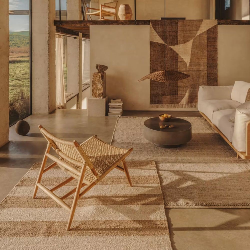 Sturdy garden chair in teak and rattanArbore