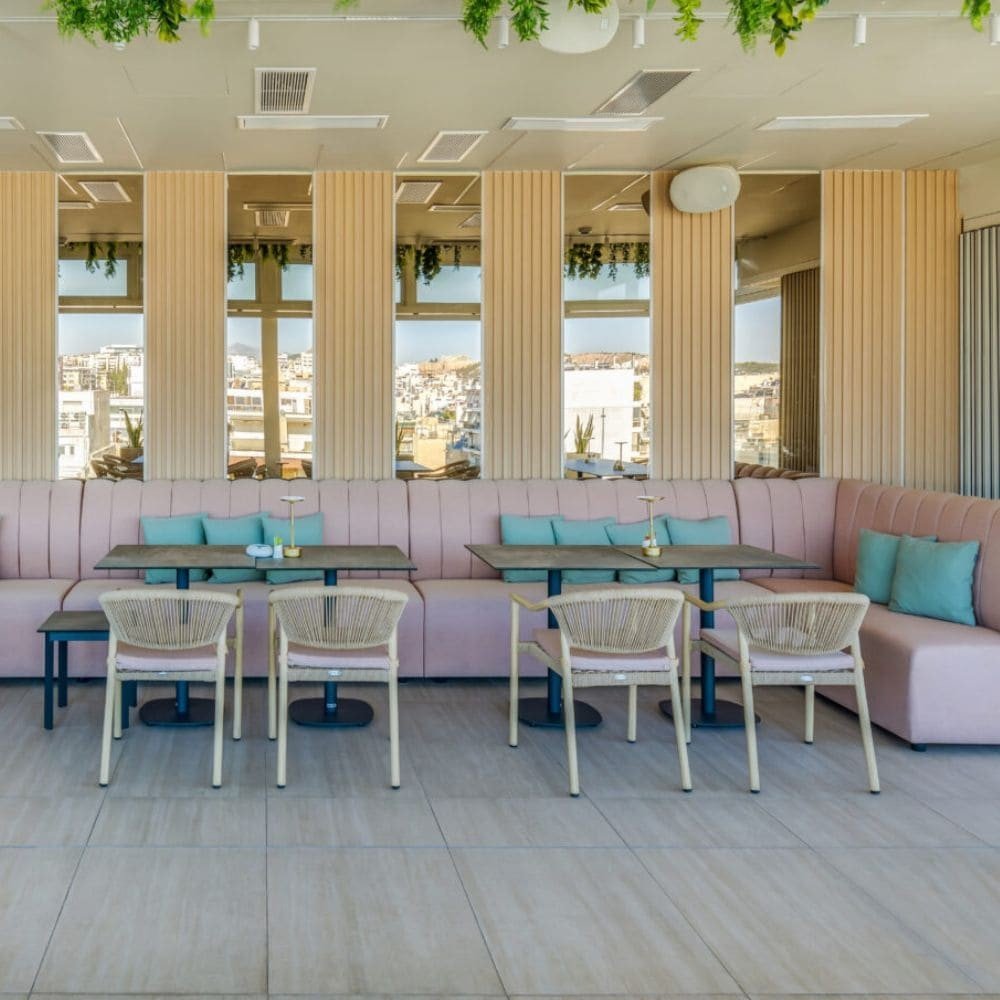 Outdoor chair in rattan and aluminum Brume