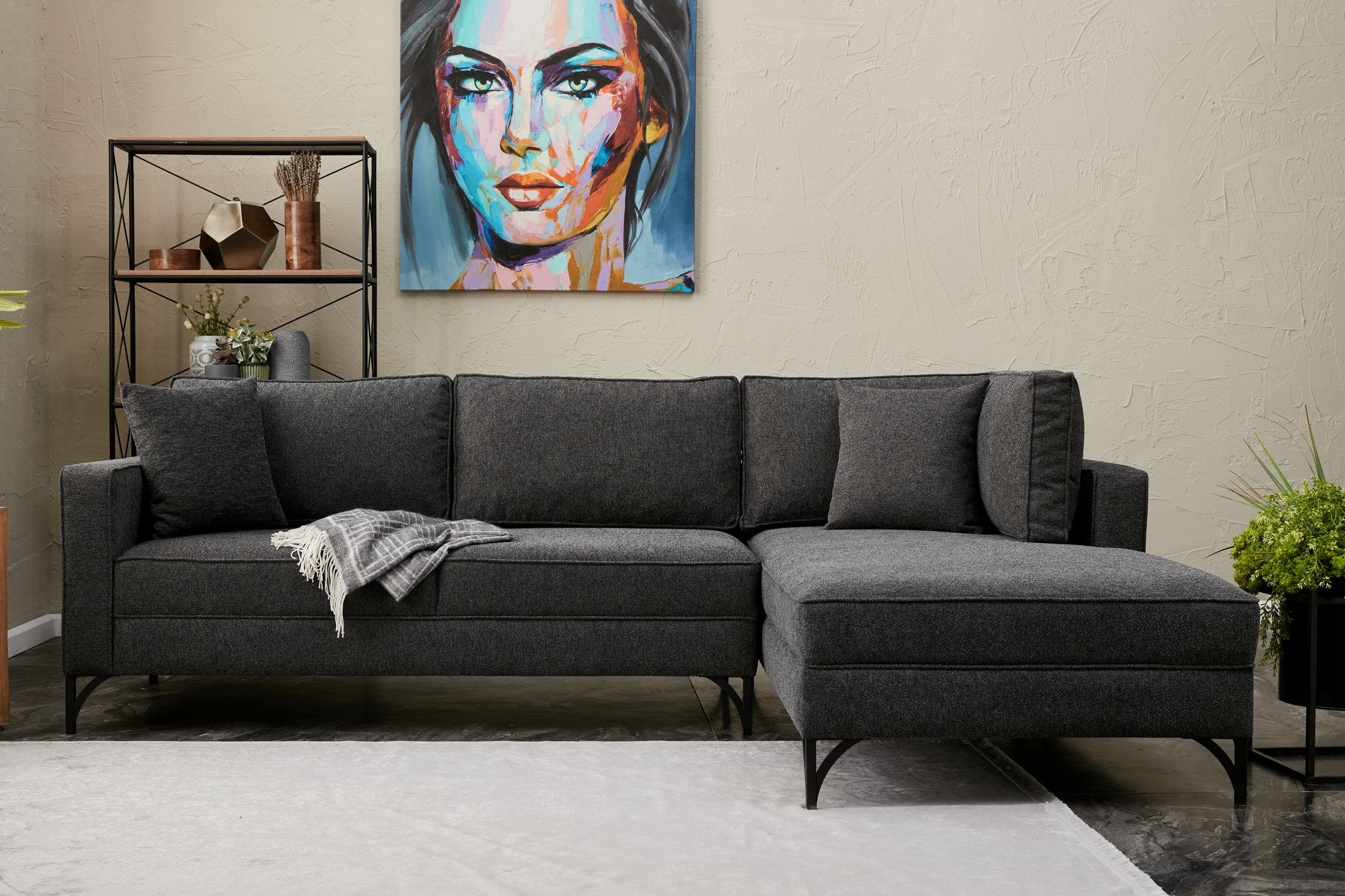 Berlin – Anthracite
Black L Shape Corner Sofa | Designer Sectional for Living Room