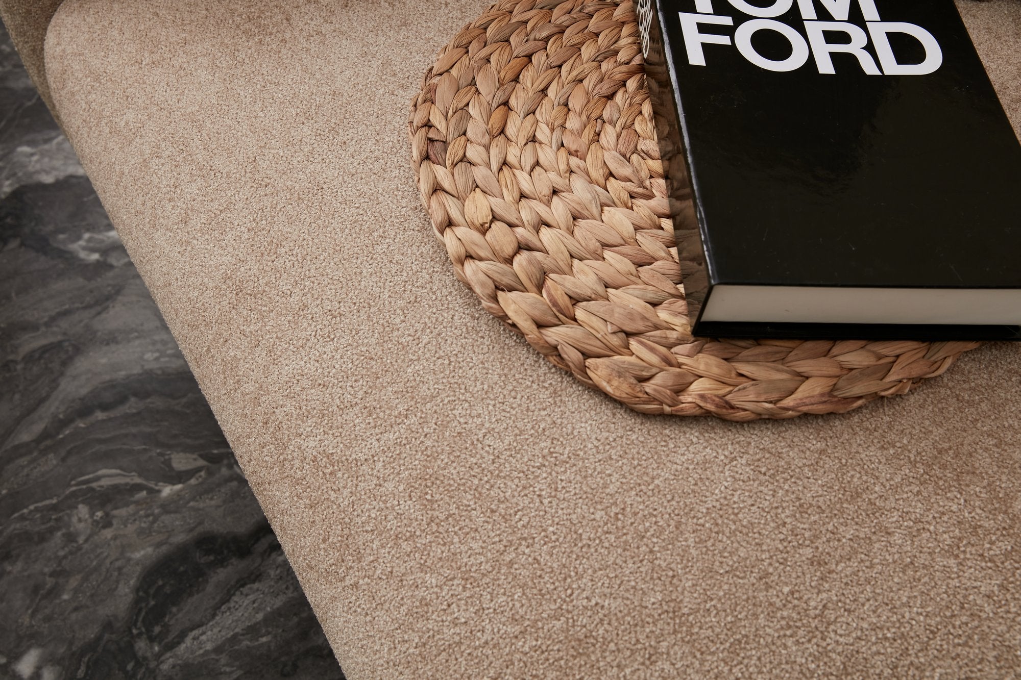 Simena - Beige 3-Seater Sofa Bed - | Large Pull-Out Couch for Guests
gold