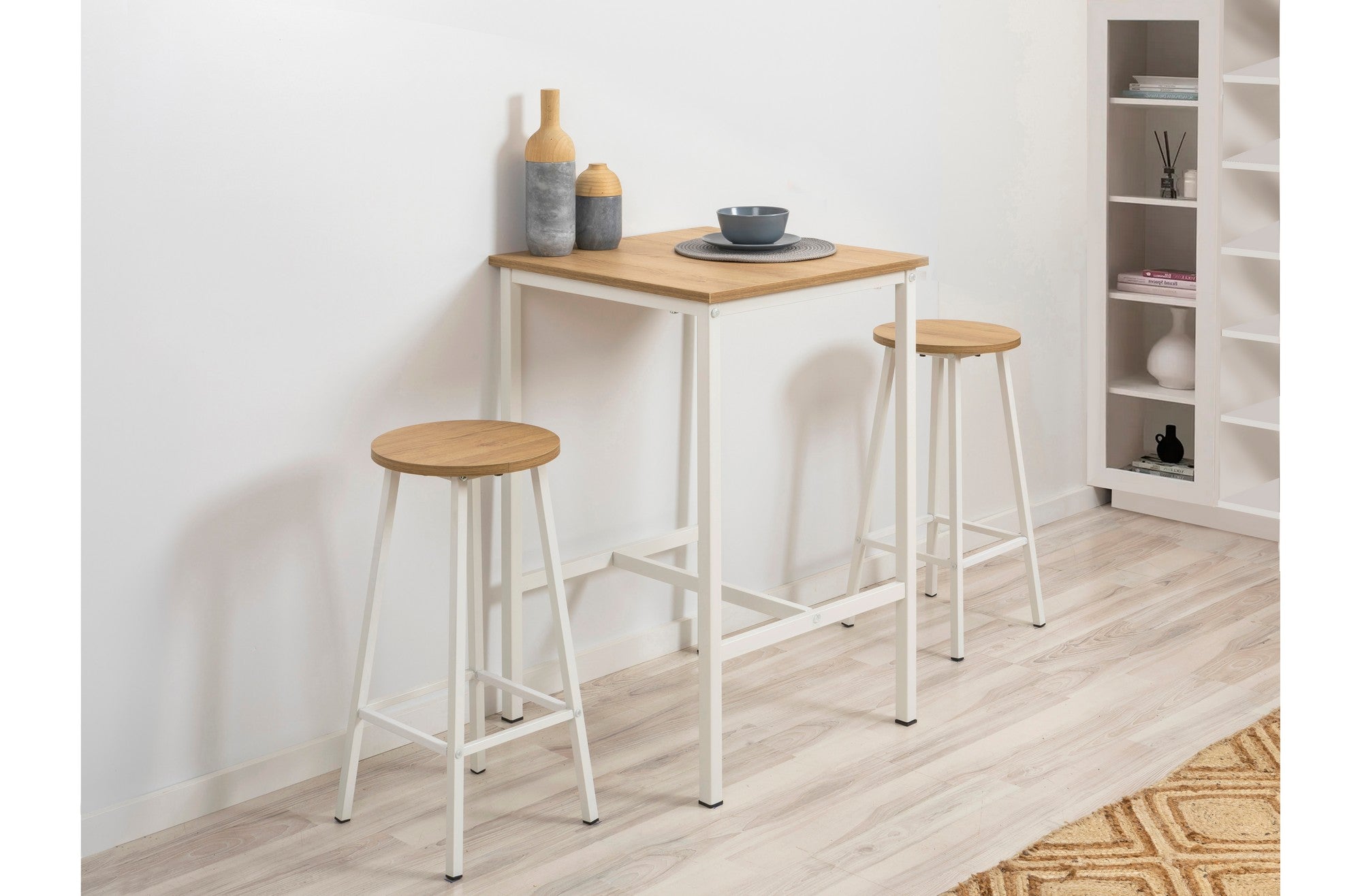 Mora Stool in White – product image 5