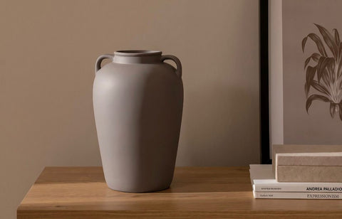 Keramikvase in Minz – Wohnaccessoire