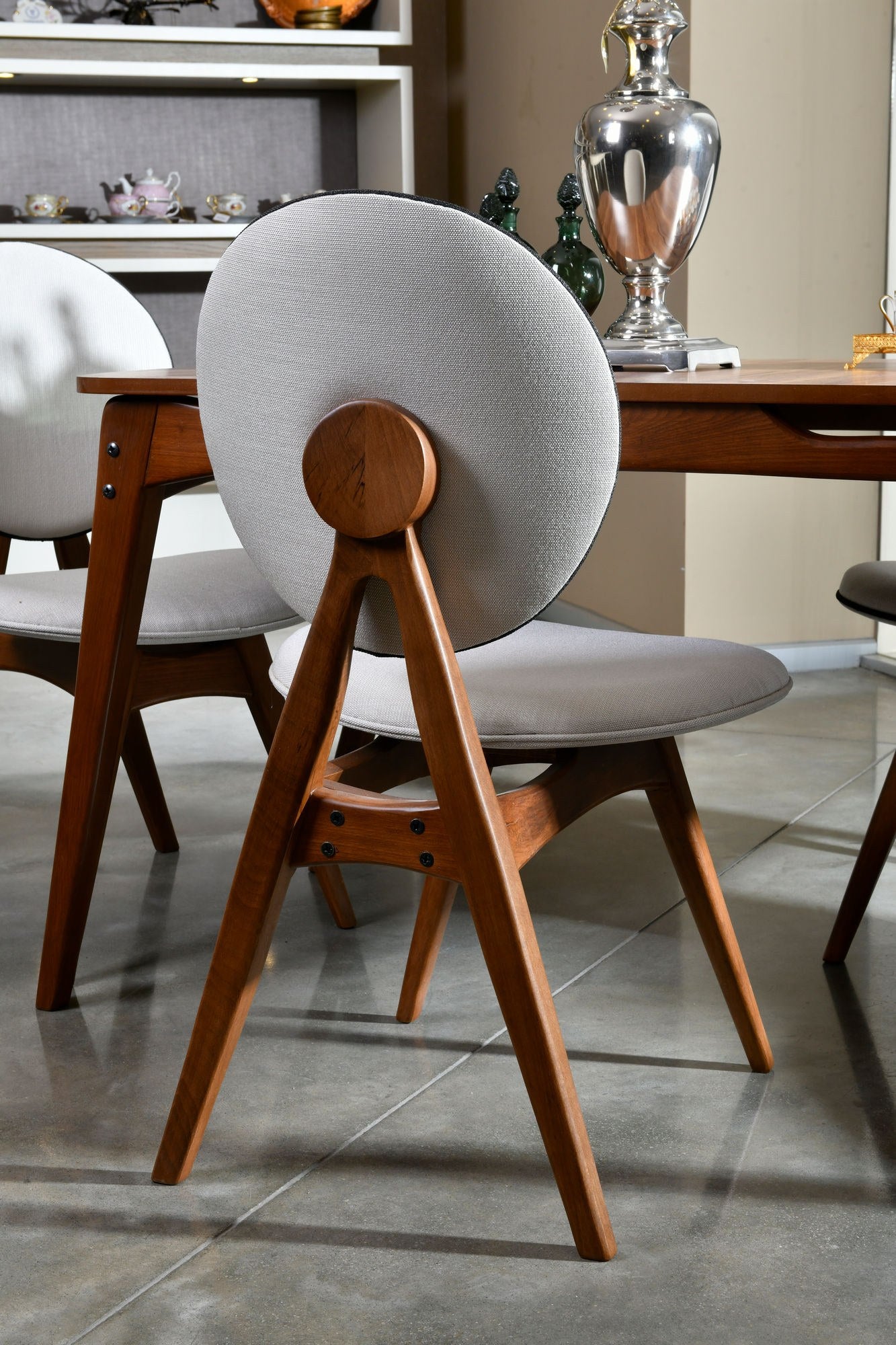Set of 2 Touch Linen Dining Chairs in Walnut and Cream – product image 5