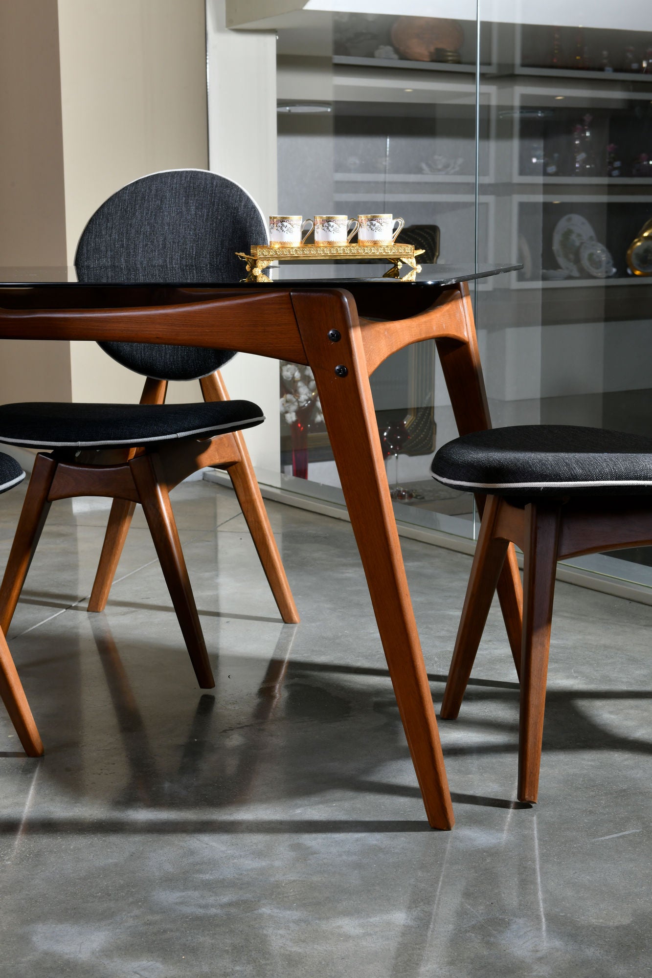 Set of 2 Touch Linen Dining Chairs in Walnut and Anthracite – product image 2