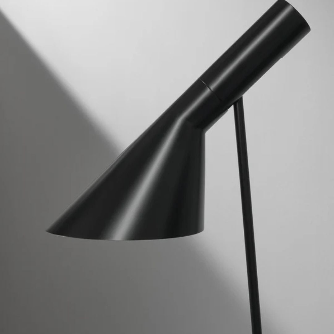 AGI Desk Lamp