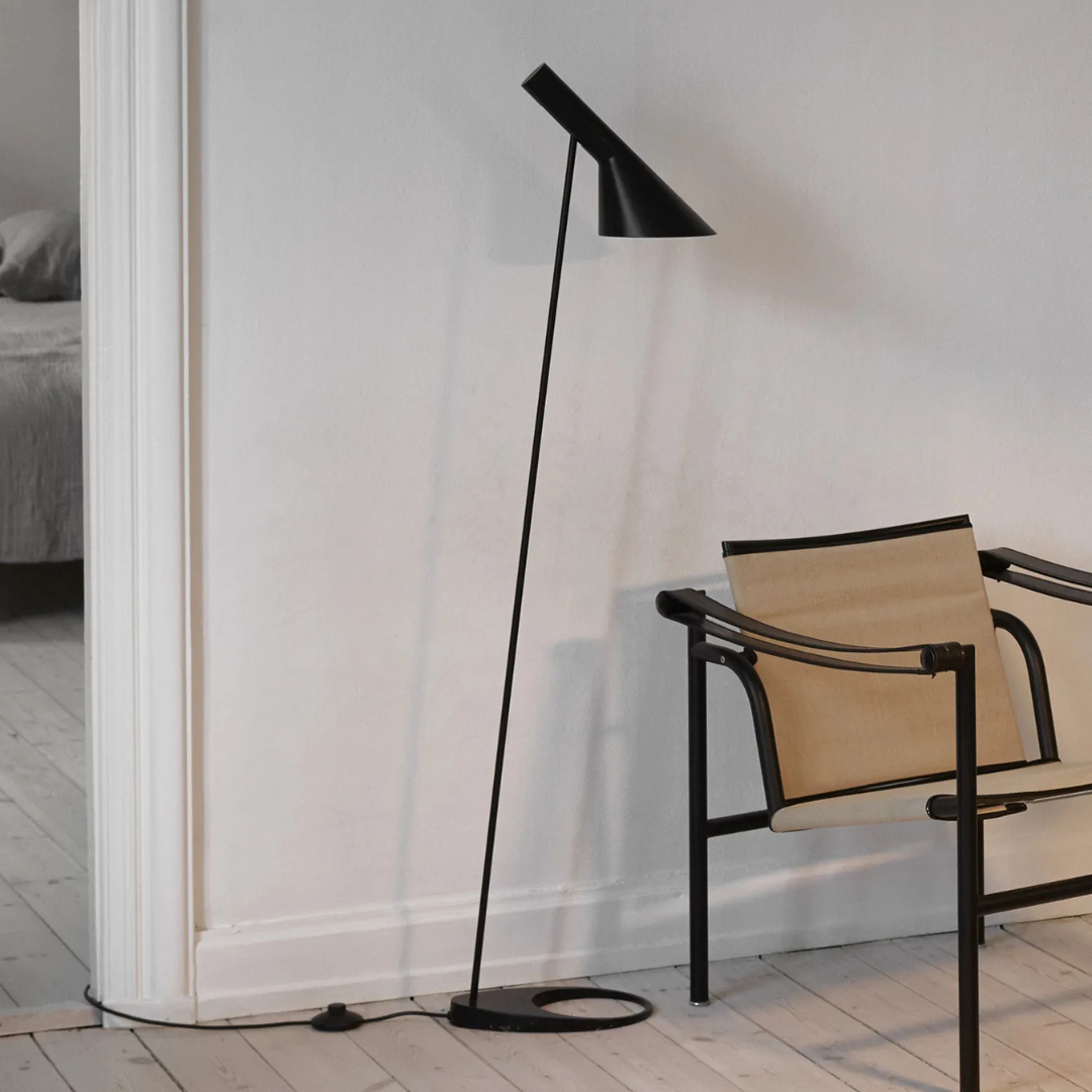 AGI Floor Lamp