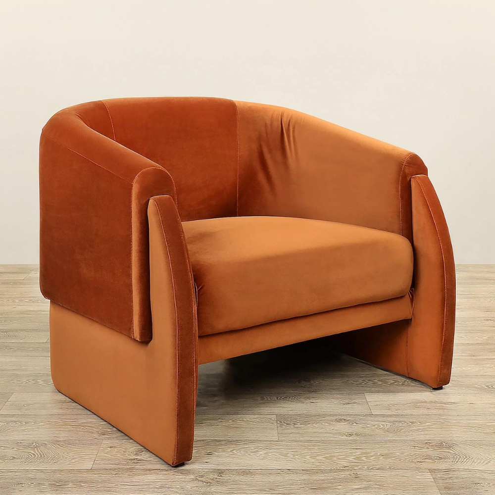 Tressa armchair with curved armrests