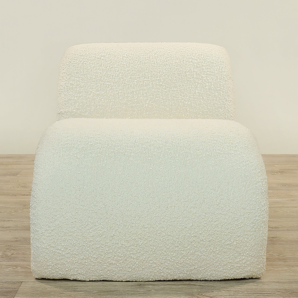 Organic chaise lounge design Curvo