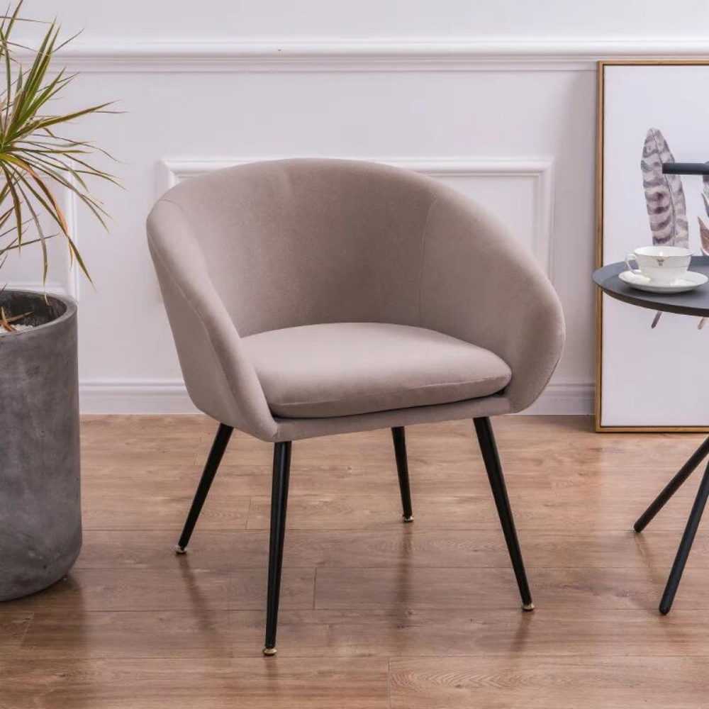 CHR armchair with Samia armrests