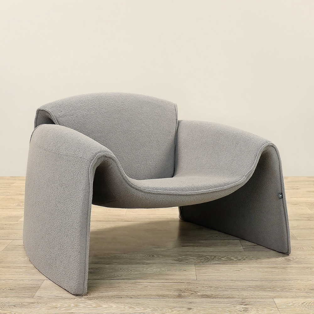 Trendy low lounge chair Blissi