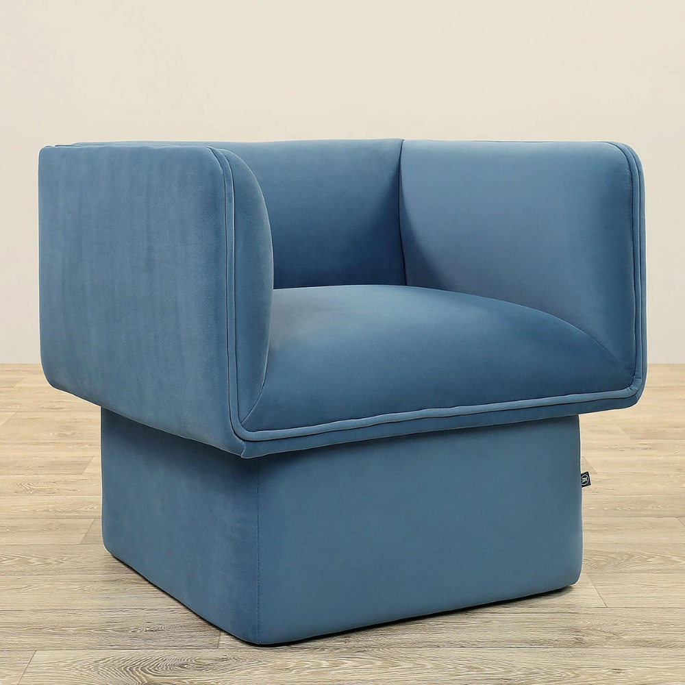 Amanda cubic lounge chair