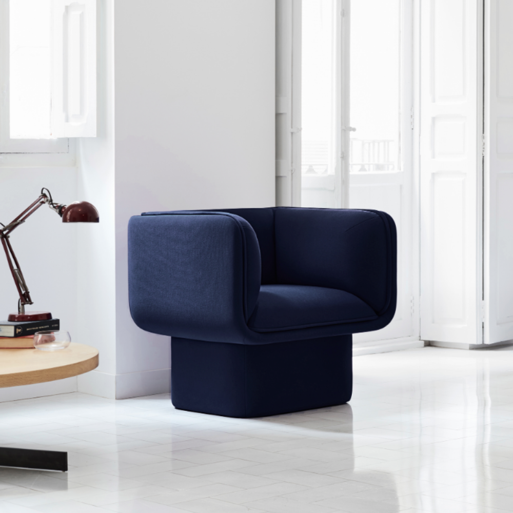 Amanda cubic lounge chair