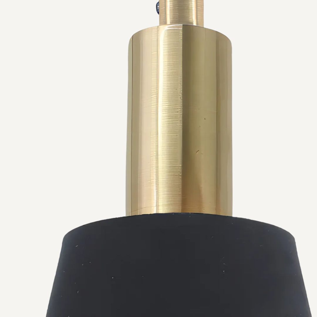 Black and Brass Wall lamp Victoria