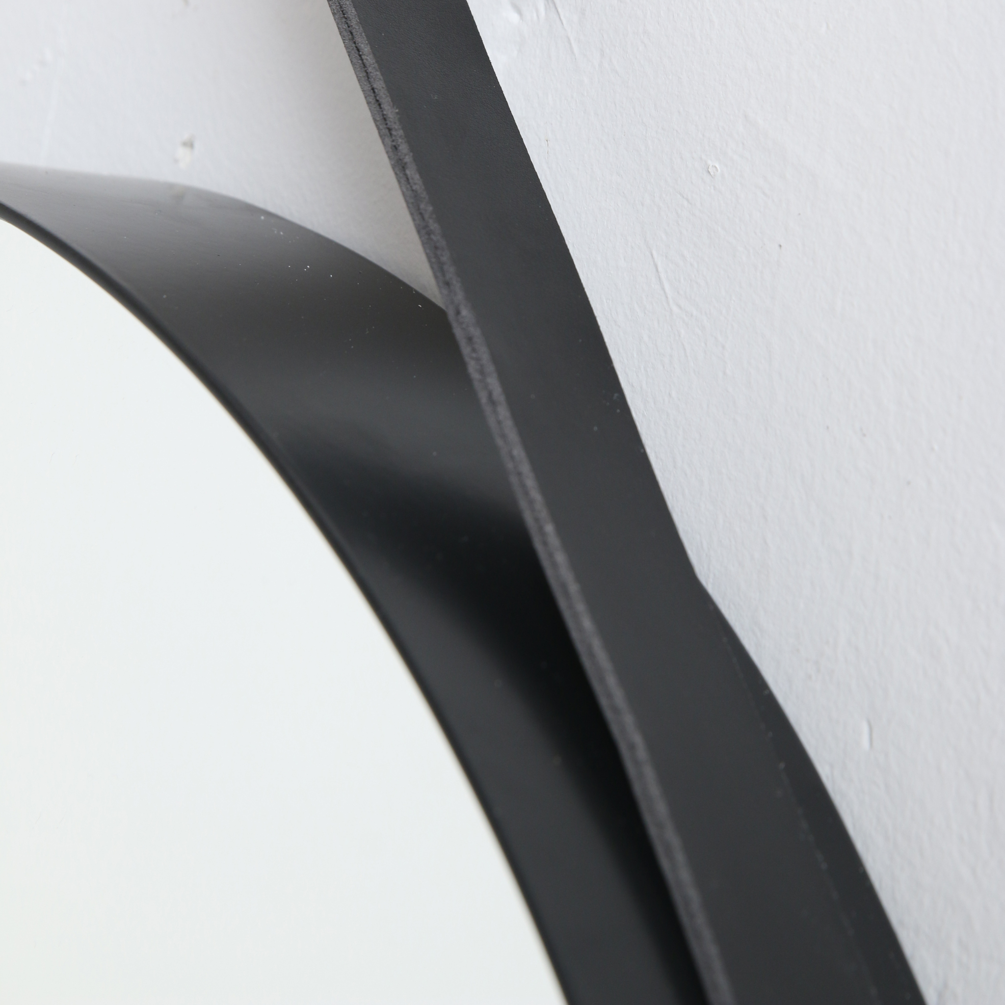 Black Round metal wall mirror